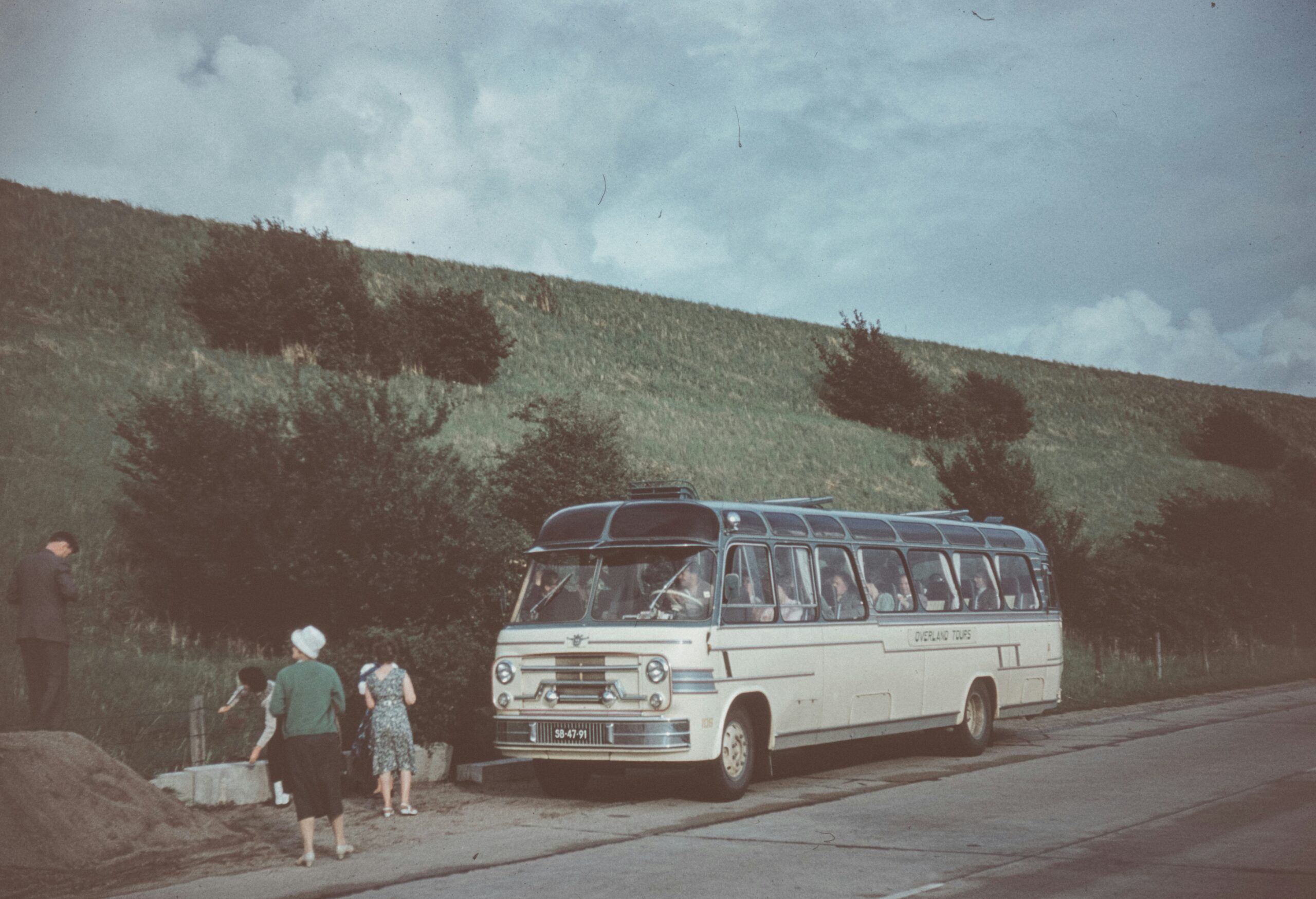 Map highlighting scenic routes offered by high-end bus tours