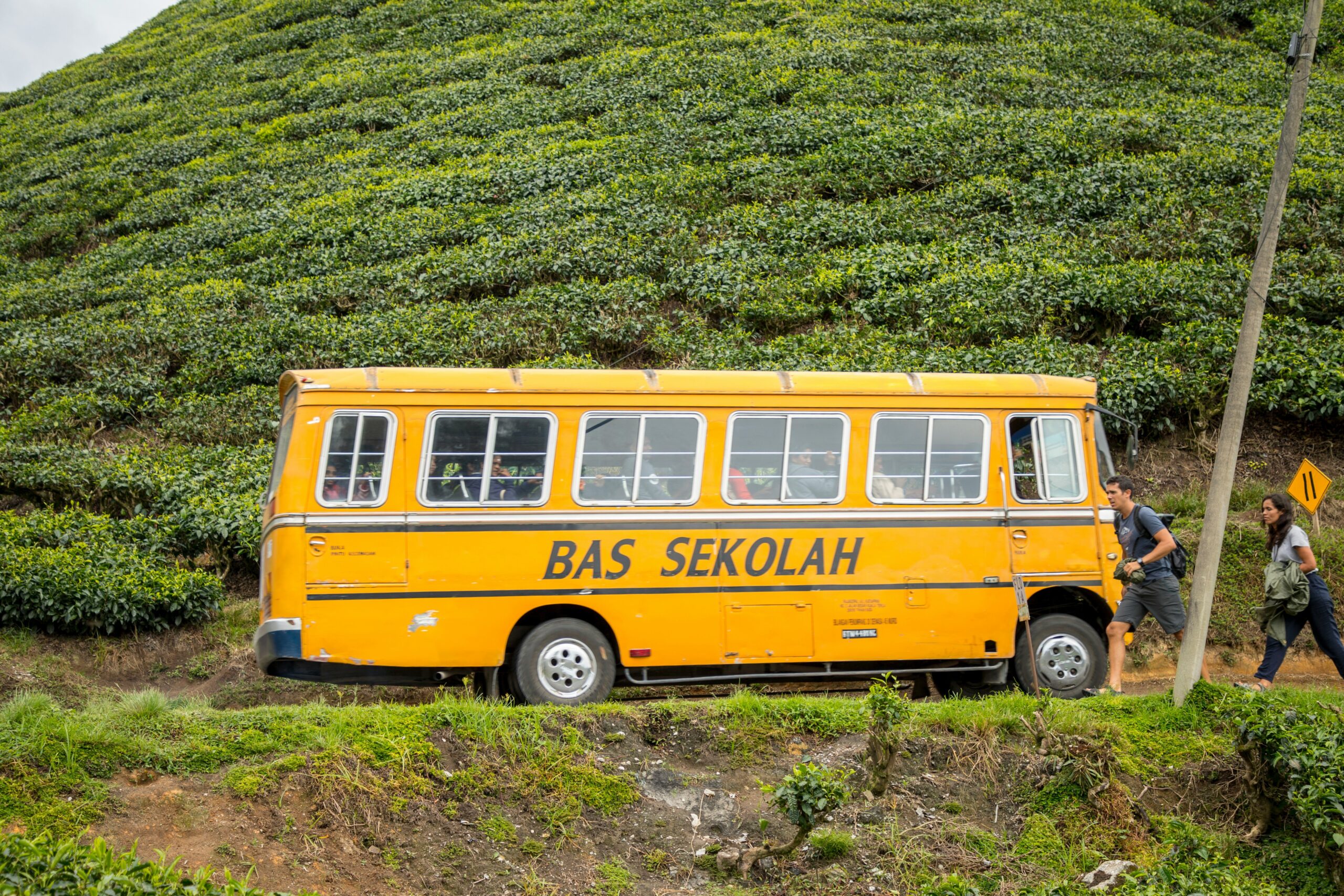 The Ultimate Guide to Luxury First-Class Bus Tours: Travel in Style and Comfort