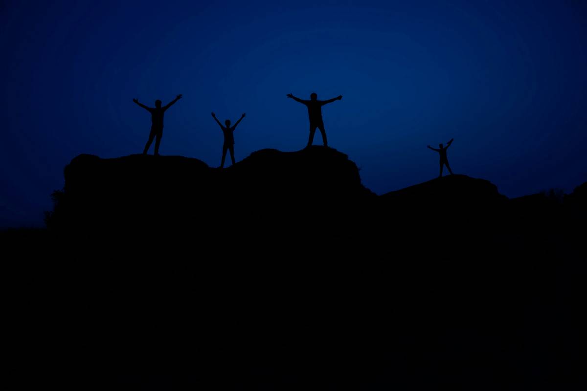 Elite Bus Charter: Unlock the Secret to Luxurious Group Travel Experiences