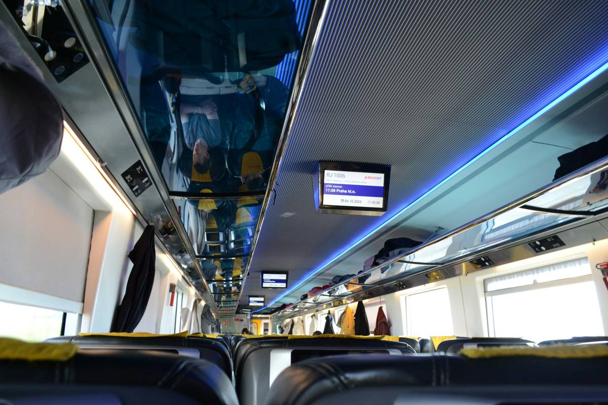 Why Premium Travel Packages Are Redefining Luxury Bus Tours