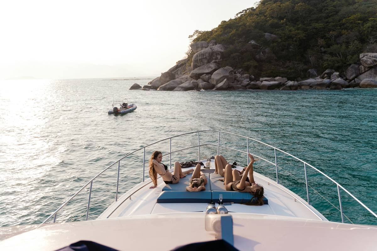 Embark on a Journey of Luxury: The Ultimate Guide to VIP Premium Bus Tours