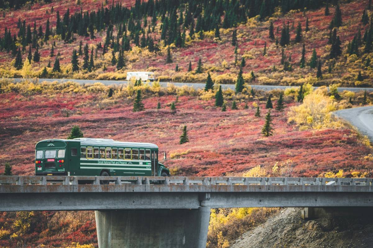 Why Luxury Bus Tours USA Are the Underrated Secret to Stress-Free, High-End Travel