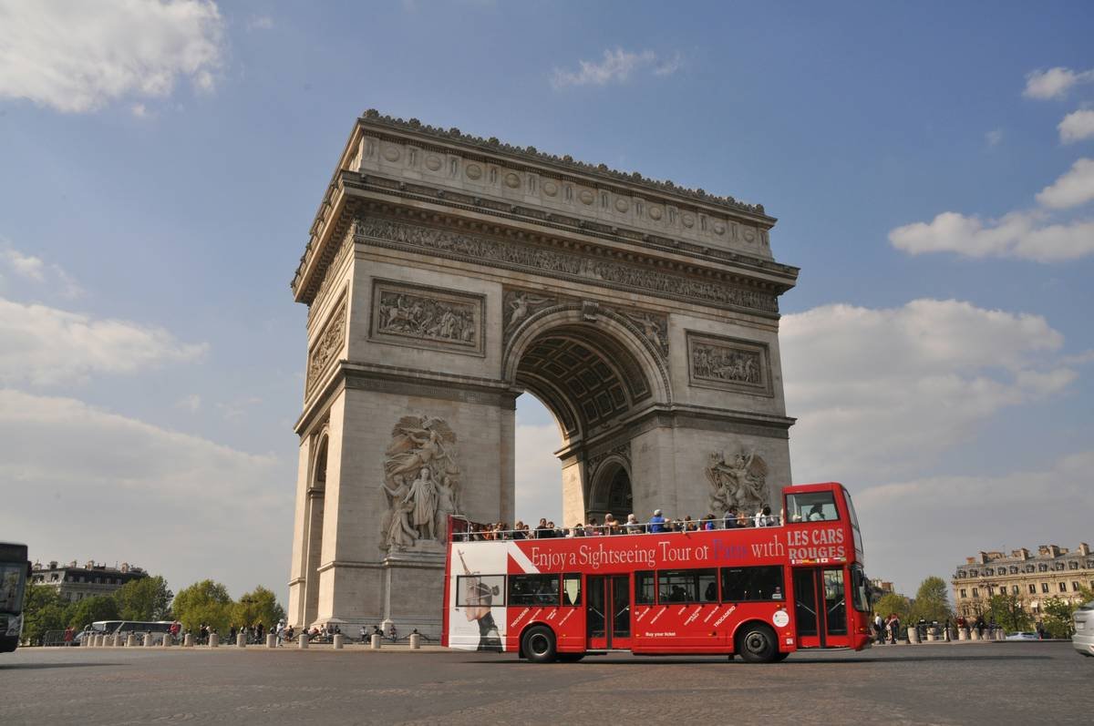 Why Your Next Adventure Deserves a Premium Coach Luxury Bus Tour Trip