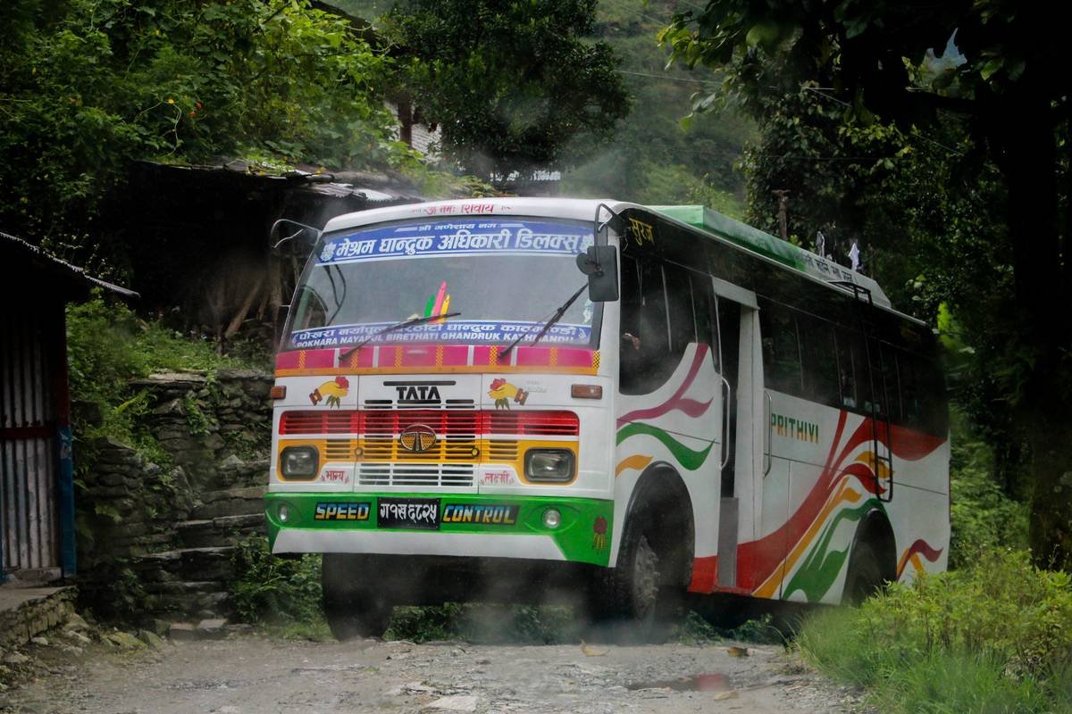 Why Your Kerala Trip Deserves a Luxury Tourist Bus in Kerala (And How to Pick the Perfect One)