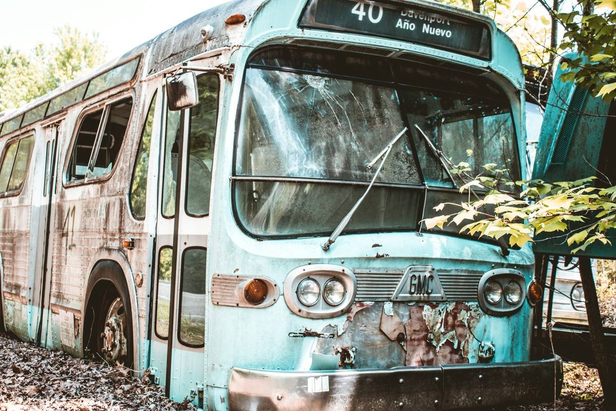 What Was the First School Bus? Tracing the Roots of Luxury Bus Tours from Humble Beginnings